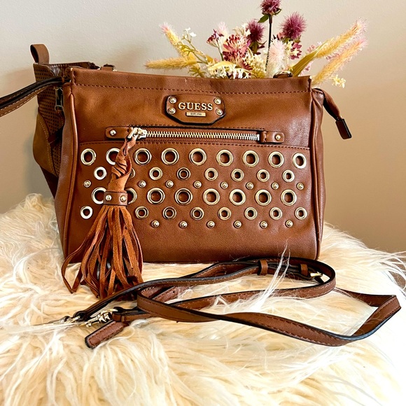 Guess Convertible Crossbody Wristlet Bag Brown - Picture 1 of 7